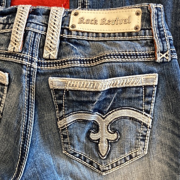 NWOT Rock Revival Alanis capri size 28 - Picture 3 of 6